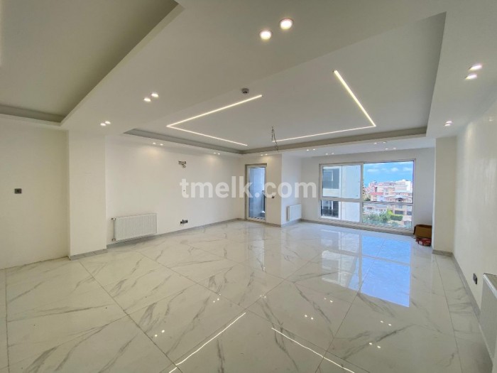 آپارتمان مدرن 135 متری بامتریال درجه یک