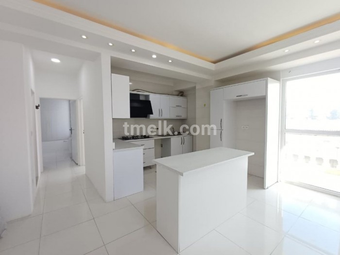 واحد 115 متری باامکانات کامل براصلی خیابان رادیودریا