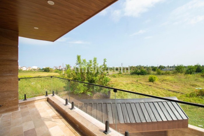 آپارتمان 123 متری بامشاعات جذاب