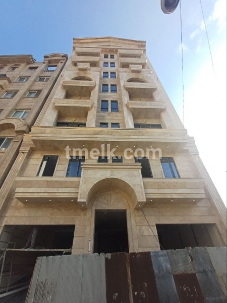 آپارتمان160 متری  لوکس بامشاعات جذاب