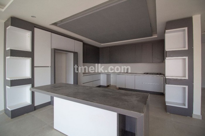 آپارتمان 155 متری خوش نقشه باقیمت مناسب