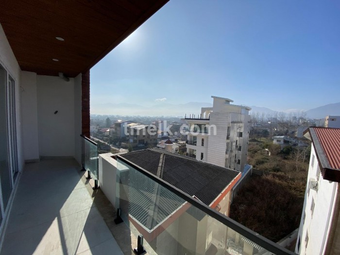 آپارتمان 132 متری ساحلی بامشاعات جذاب دررادیودریا