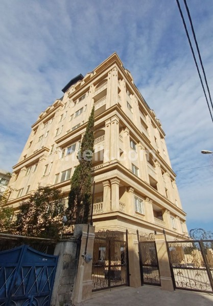 واحد 105 متری نوساز درمنطقه ساحلی رادیودریا