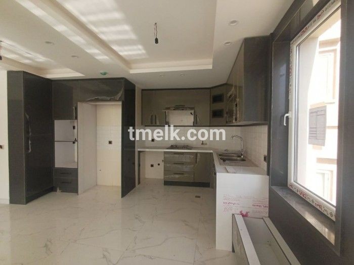 آپارتمان 105 متری خوش ساخت بامتریال درجه یک