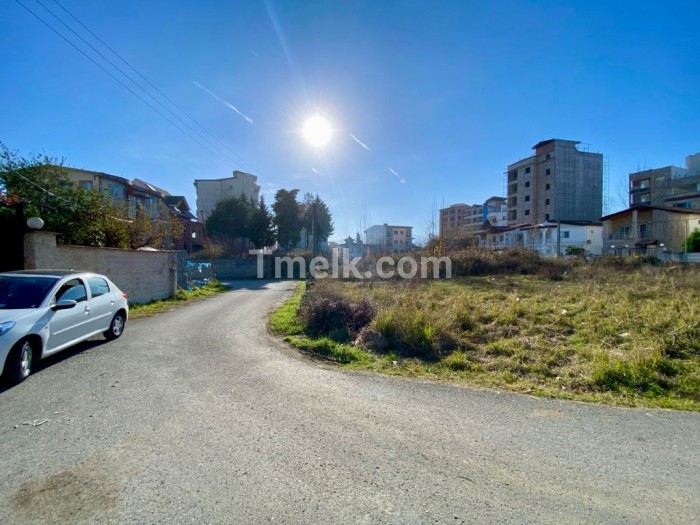 زمین ساحلی باقابلیت ساخت آپارتمان دررادیودریا